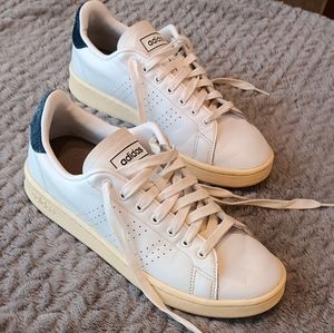 Adidas Sneakers Men's Size 8.5 - Great Condition!